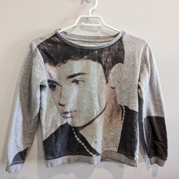 Justin Bieber Crewneck Sweater Small - Picture 1 of 3